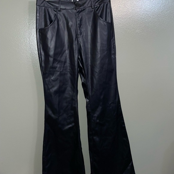 Princess Polly Jordan Pants Black NWOT - Picture 3 of 15